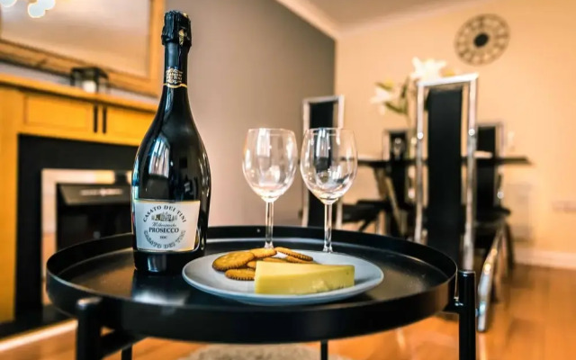 Luxury Central Two Bed Apartment