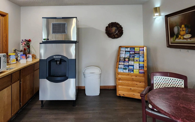 Econo Lodge Lakeshore