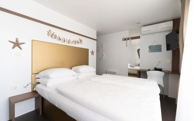 Barbara Piran Beach hotel