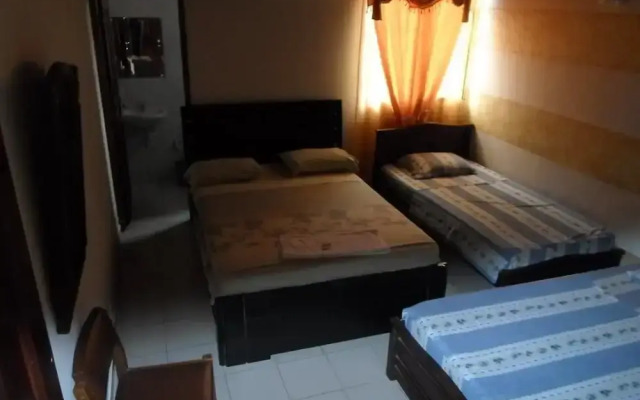 Hotel Colonial Inn