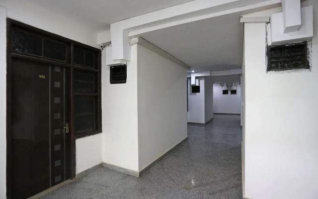 OYO 14919 Hotel Airport Vatika
