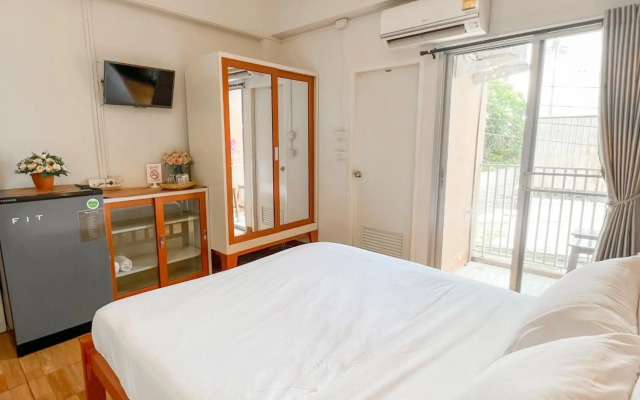 Pranot Apartment & Spa