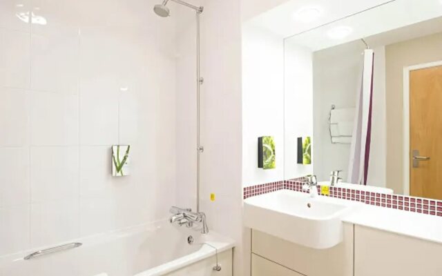 Premier Inn Horsham North