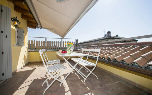 Casa Monia