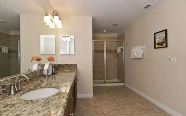 Paradise Palms - 5 BR Villa with fully equipped kitchen! - FVV 40479
