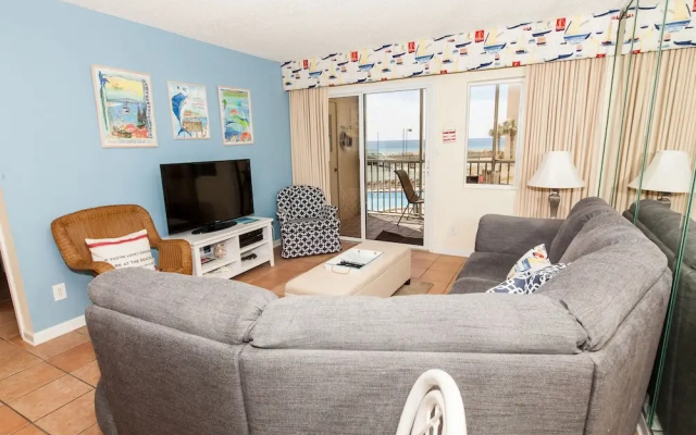 Holiday Surf and Racquet Club by Holiday Isle