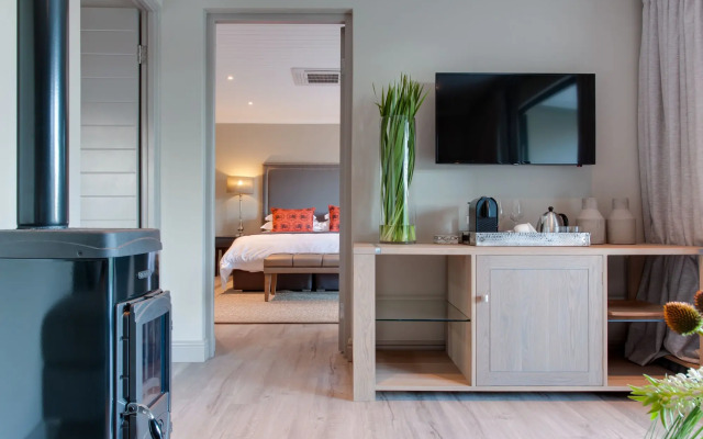 The Jordan Suites