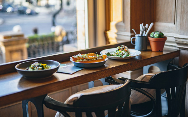 Kimpton Fitzroy London by IHG