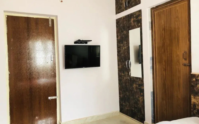 OYO 35509 Dhana Dhaanya Residency