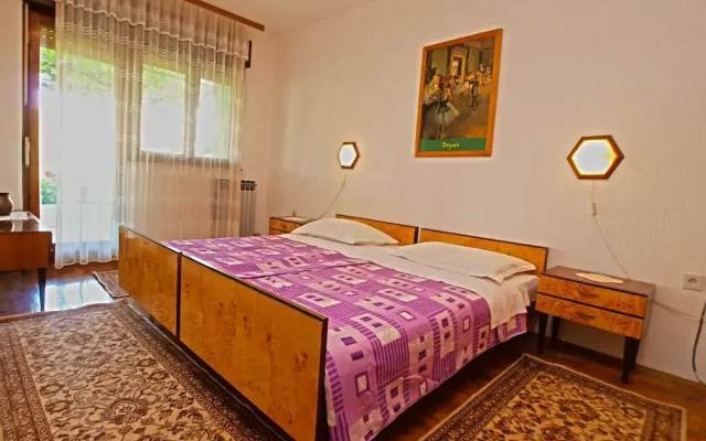 Apartment 390