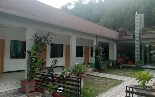 Mawaa Guest House