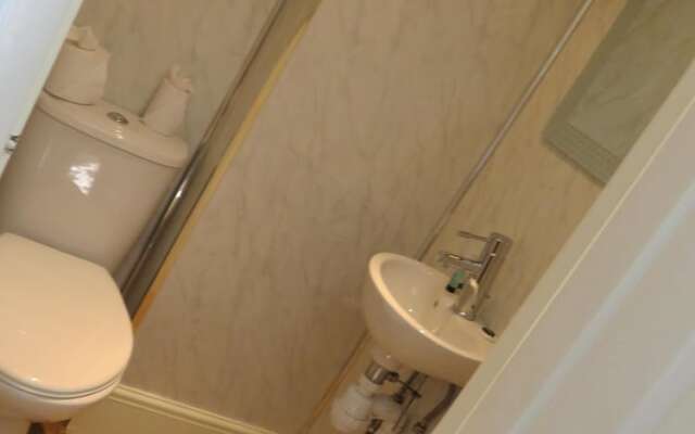 The Queens Arms Hotel