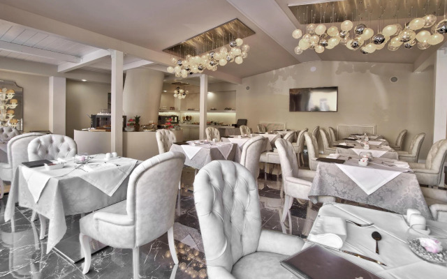 The Moon Boutique Hotel & Spa