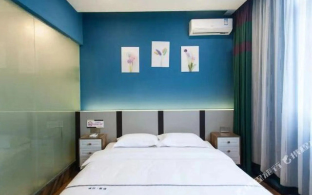 CHONGQING.BAzhou holiday inn