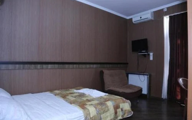 Rest House Orioni