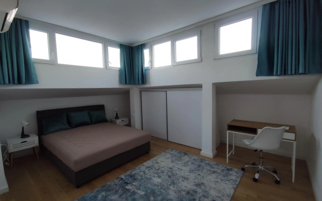 Blue Apartment Riverside