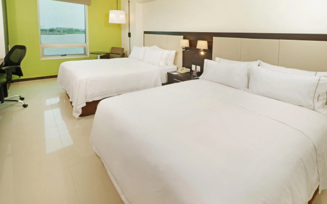 Holiday Inn Express Tuxpan, an IHG Hotel