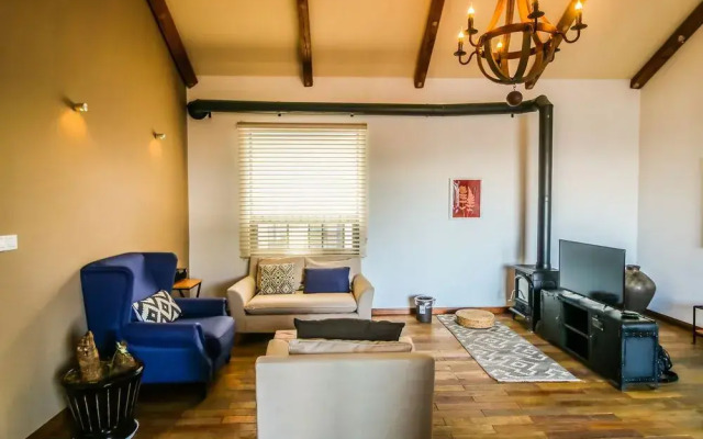 Zizai Garden Traveling with Hotel