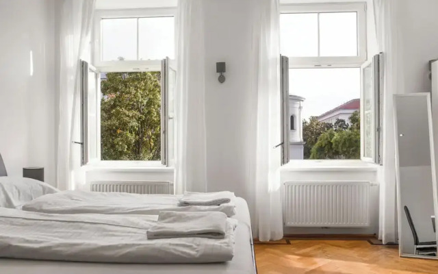 Perfect 7BR Stay Near Hauptbahnhof