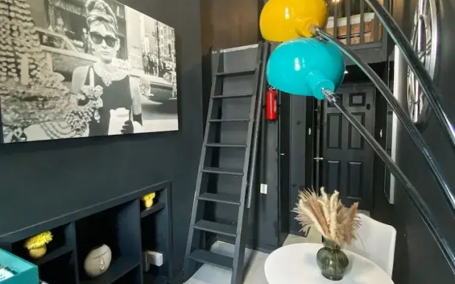 Modern studios Close to Hyde Park