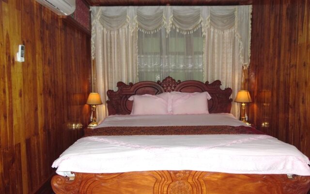 Manoluck Hotel
