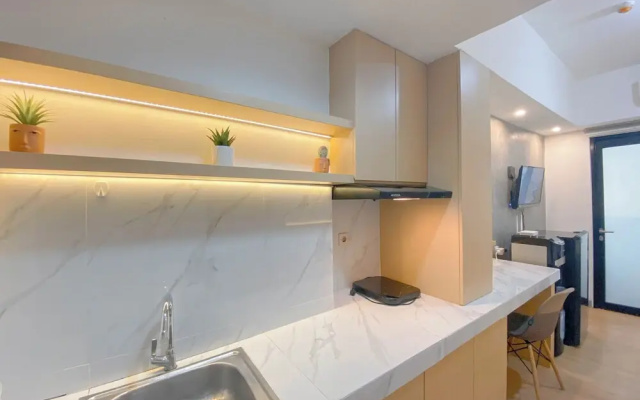 Warm Minimalist Studio Apartment The Alton