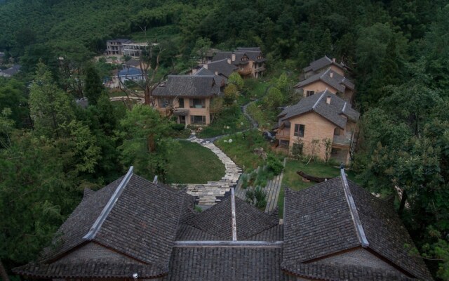 Zi Shan Man Ju