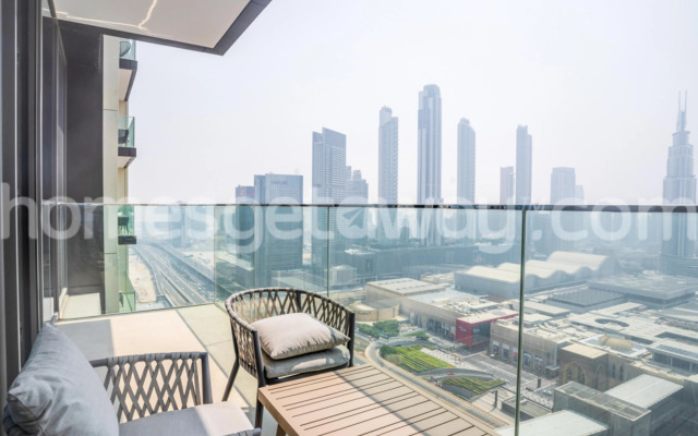 KeyOne - 3BR with Maids in Downtown Views