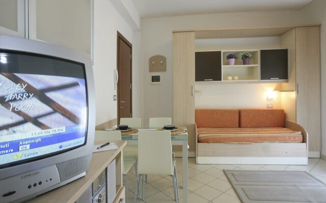 Quiet Apartment with Balcony near Riccione