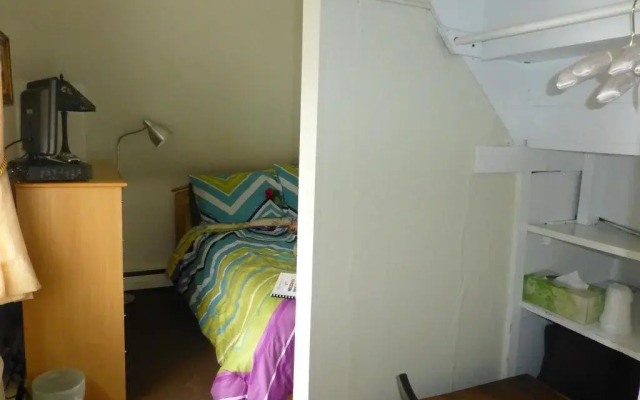 The Gaslamp Bed and Breakfast