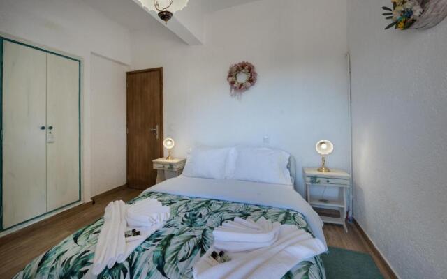 Villa Dianne Apt 1 Livadi Arachovas