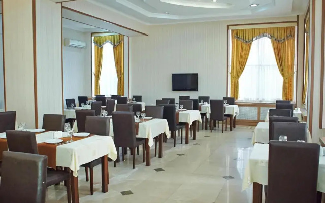 Grand Nakhchivan Hotel