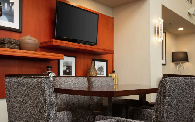 Hampton Inn & Suites Barrie