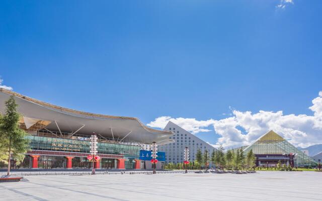 Intercontinental Resort Lhasa Paradise, an IHG Hotel