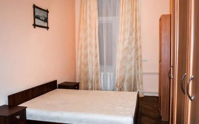 Mini Budget Hotel Central Home