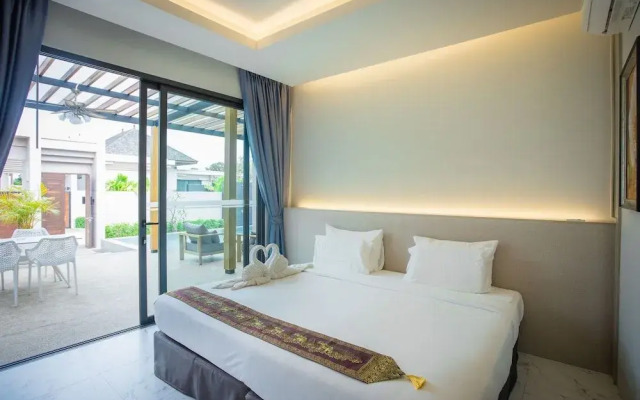 Gold Chariot Pool Villa