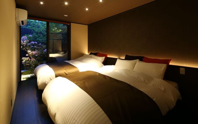 Tsumugi TojiNishimonmae