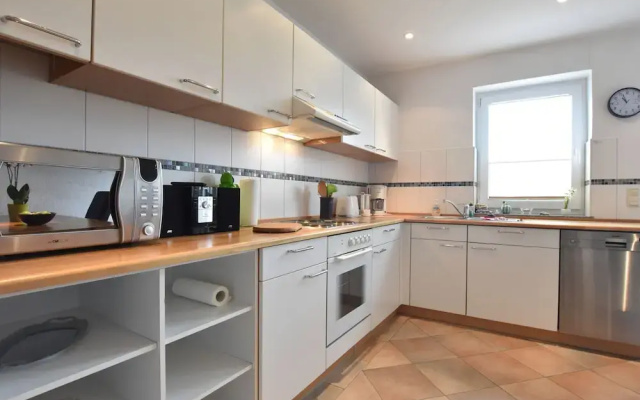 Modernistic Apartment in Stellshagen With Garden