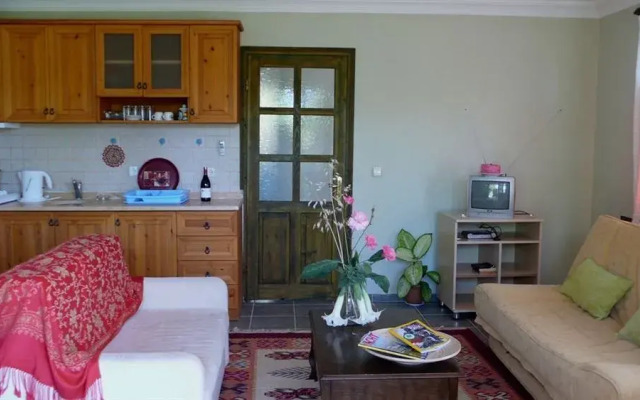 Sempati Apart