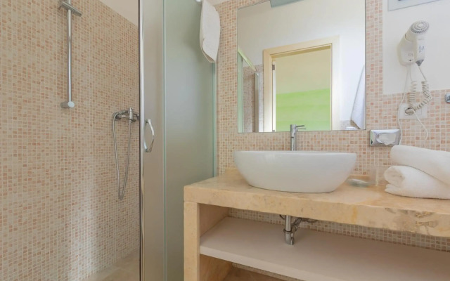 Cava Li Santi Residence