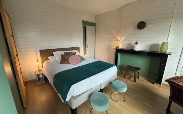 Logis Hôtel-Restaurant Le Moulin D'Artres