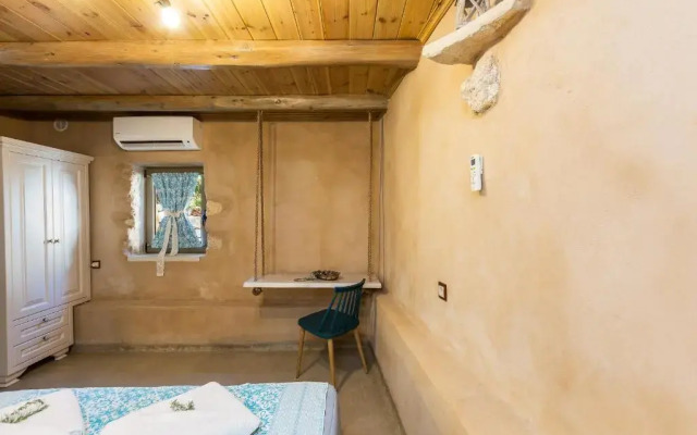 Vrisali Traditional Stone Villa