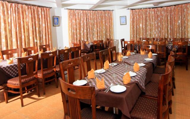 Hotel Anand Palace