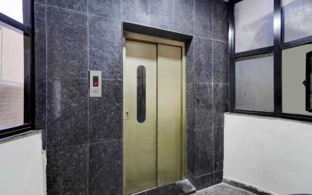 OYO Townhouse 1090 Fantasea Hotels