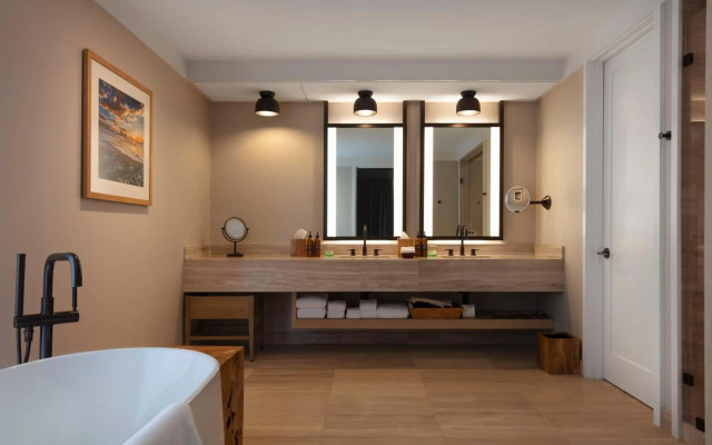 Mauna Lani, Auberge Resorts Collection