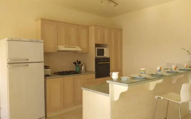 Impeccable 2 bed Penthouse
