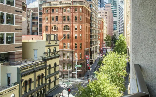 Metro Apartments on King Street