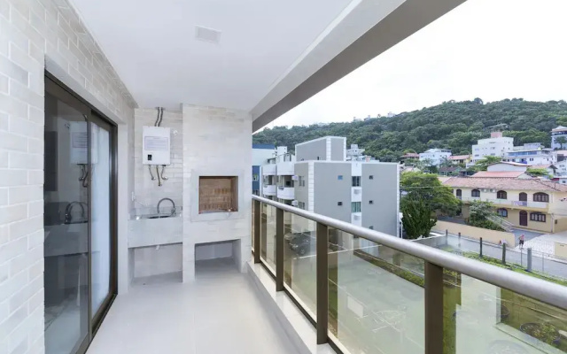 Lindo Apto com 2 suites em Bombinhas 813