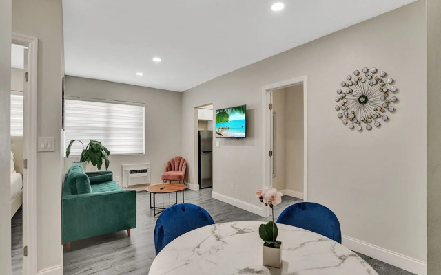 Bay Harbor Suites