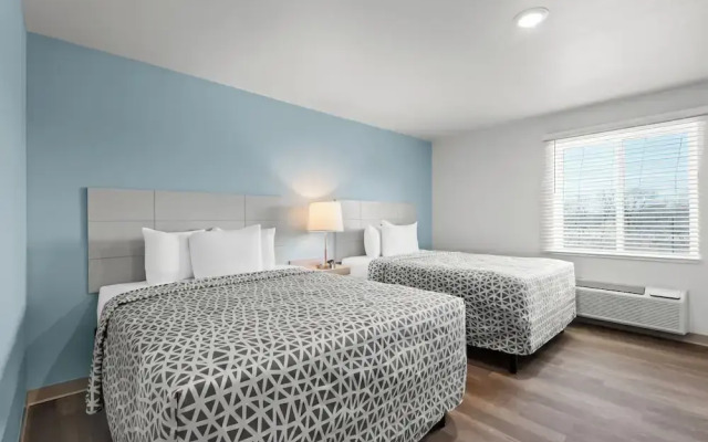 Woodspring Suites Coralville Iowa City